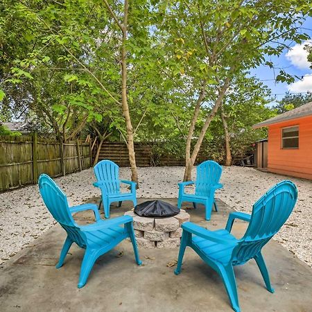 הוילה Boho-Chic Sarasota Hideaway Yard And Fire Pit! מראה חיצוני תמונה